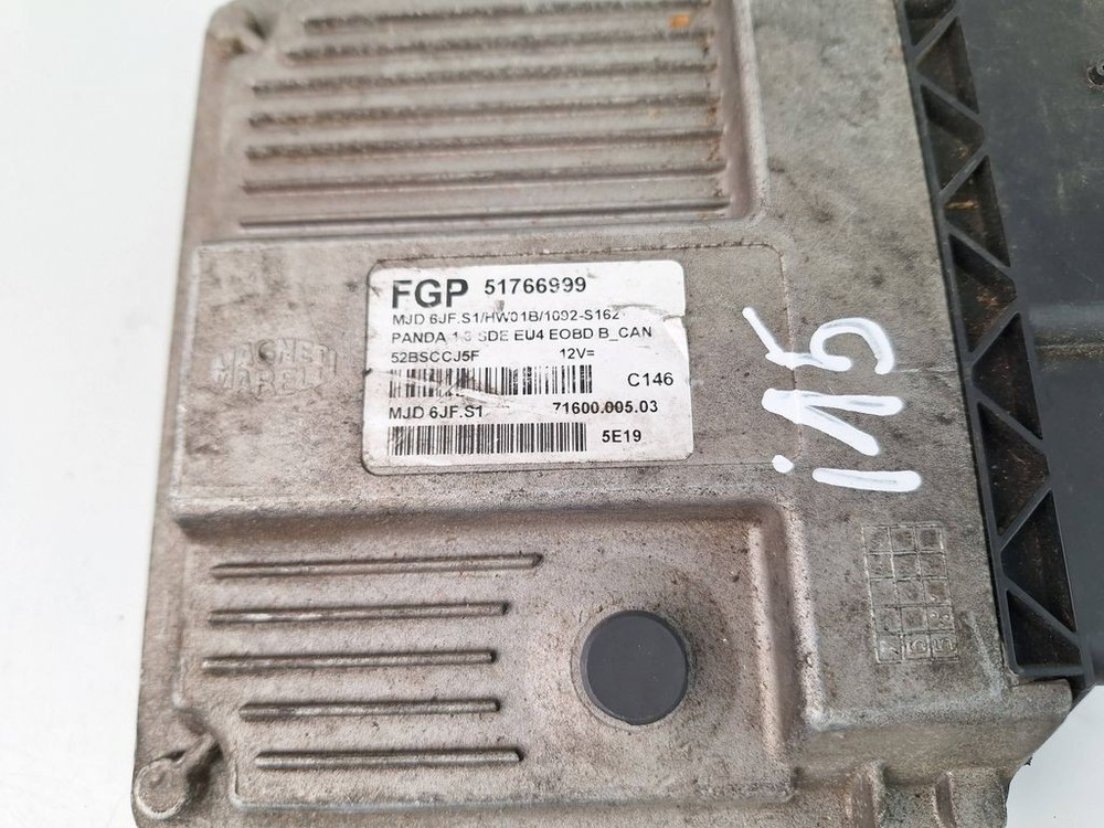 Fiat Panda II 2008 Engine Control Module 51766999 kW BVV2274