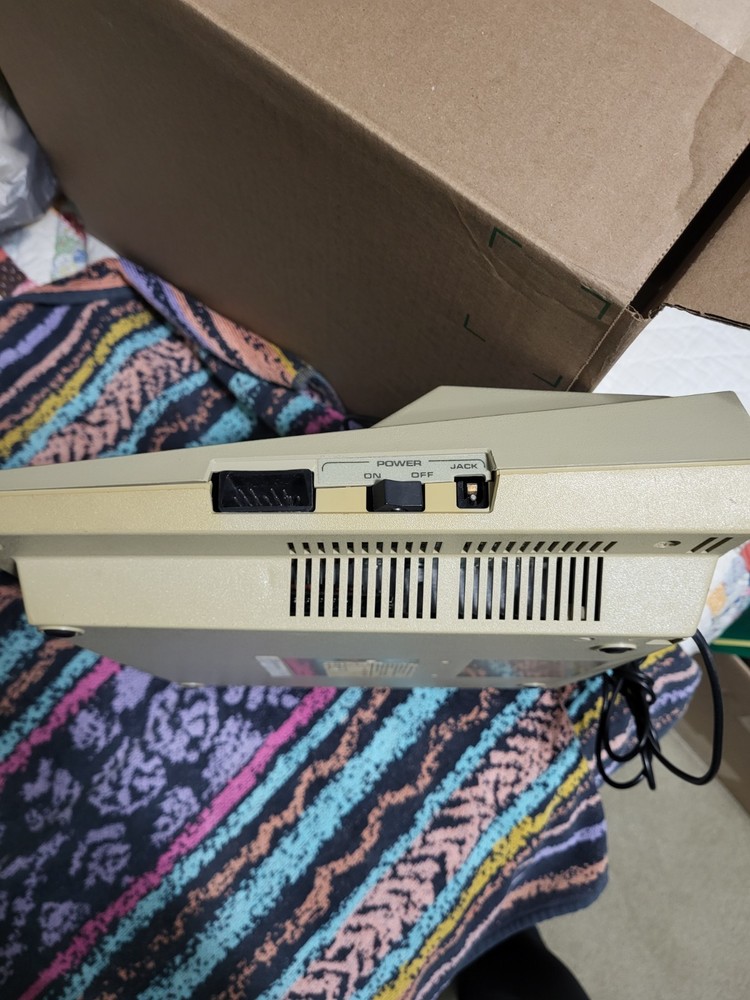 Atari 400, Tested & Fully Working, includes Power Supply