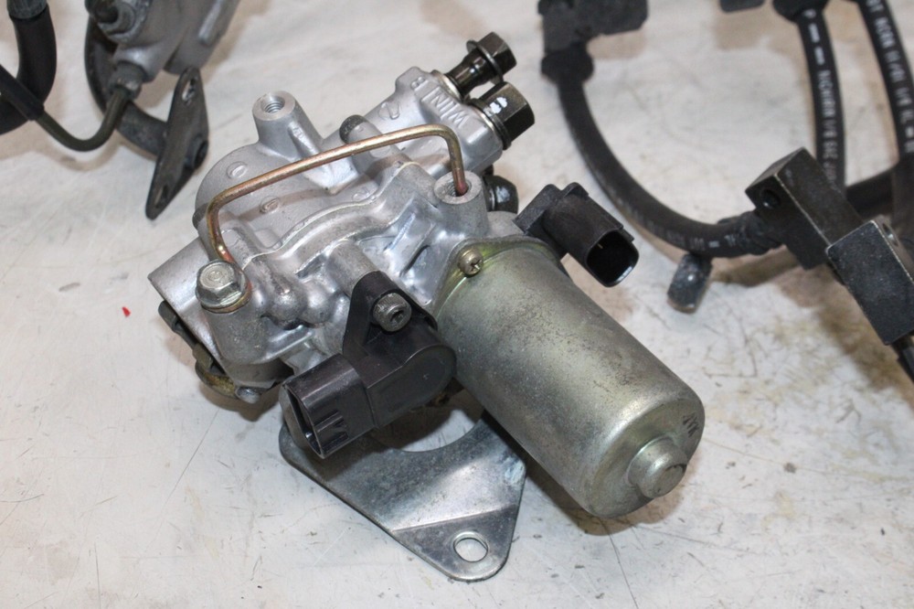 02-09 HONDA INTERCEPTOR 800 VFR800A ABS OEM ABS PUMP UNIT MODULE HOSE SYSTEM SET