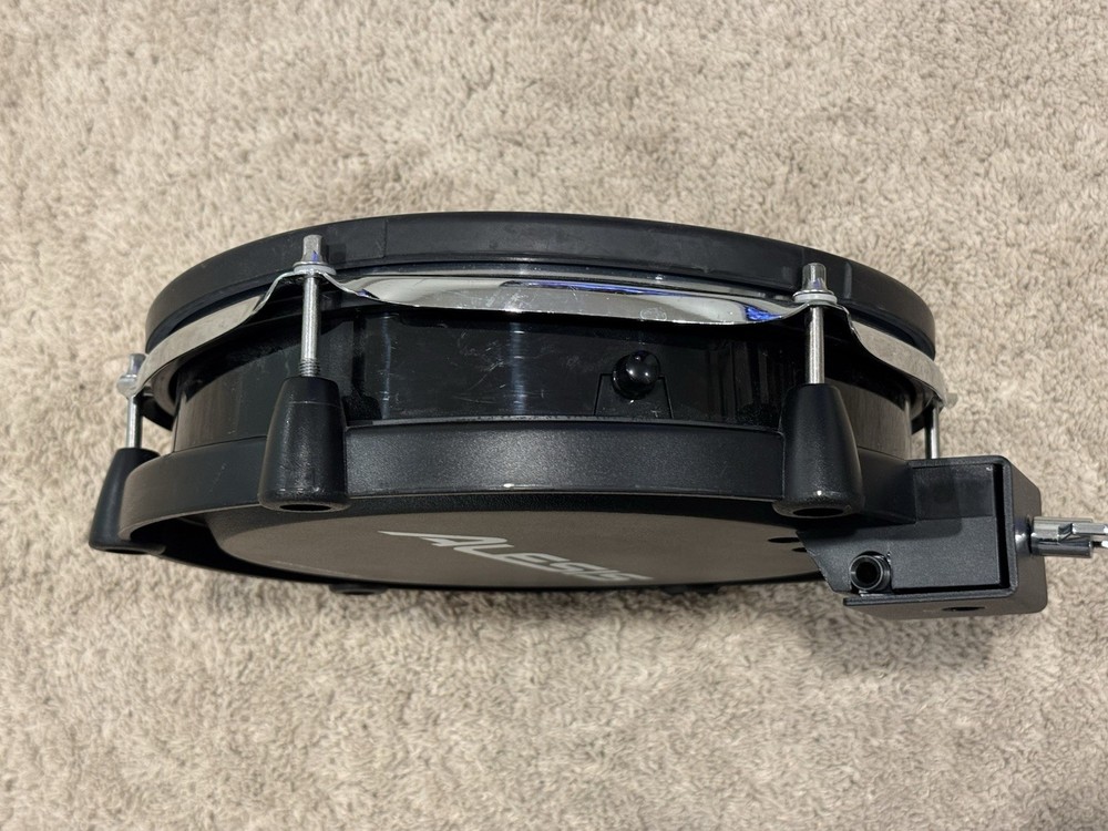 Alesis 10 Dual Zone Mesh Pad Drum