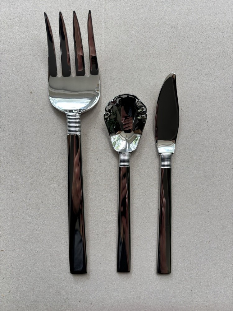 Tuttle LEILANI - 3 serving pieces