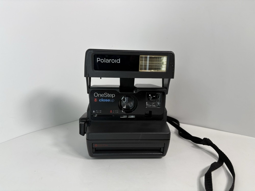 Polaroid One Step Close Up 600 Film Instant Camera With Strap - Untested (E)