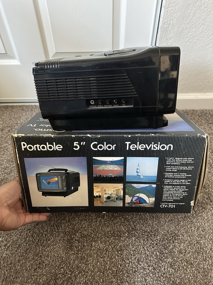 *VTG* Cosmo 5" Portable Colored Television WORKING
