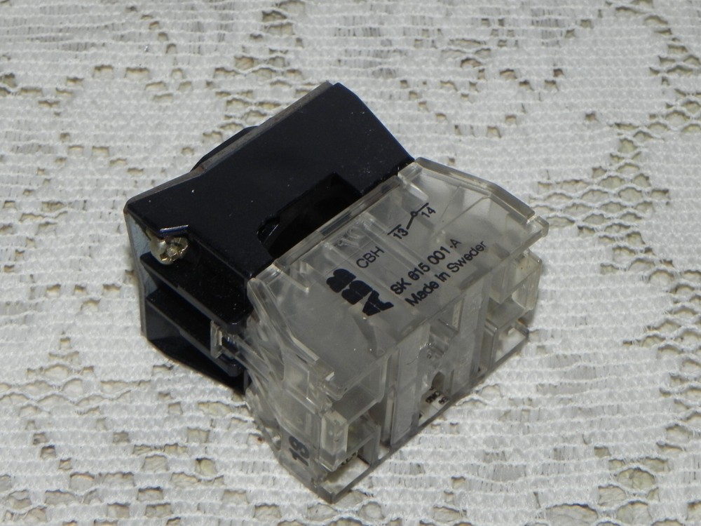 ABB SK615001A Auxiliary Contact & Black Block for Button