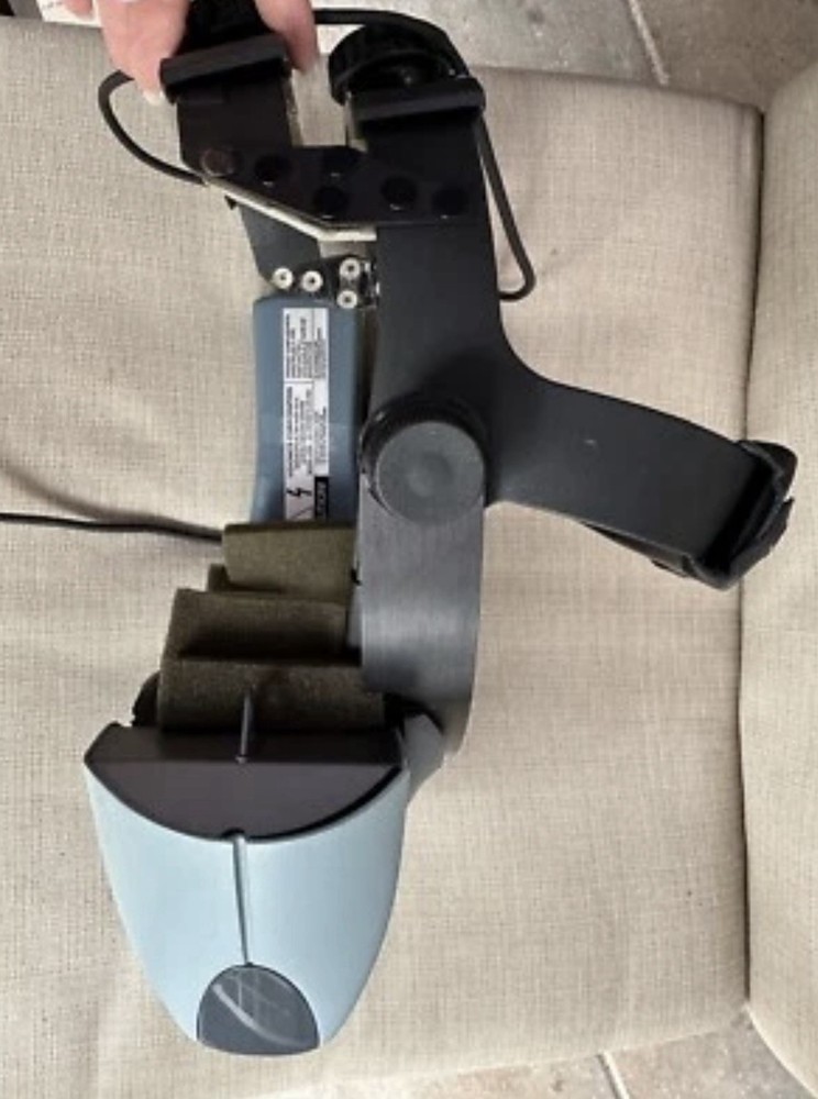 Visionics Low Vision Enhancement System LVES Model LC30A Aurora