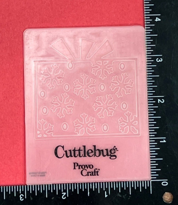 Cuttlebug Provo Craft Embossing Folder Snowflake Gift Design