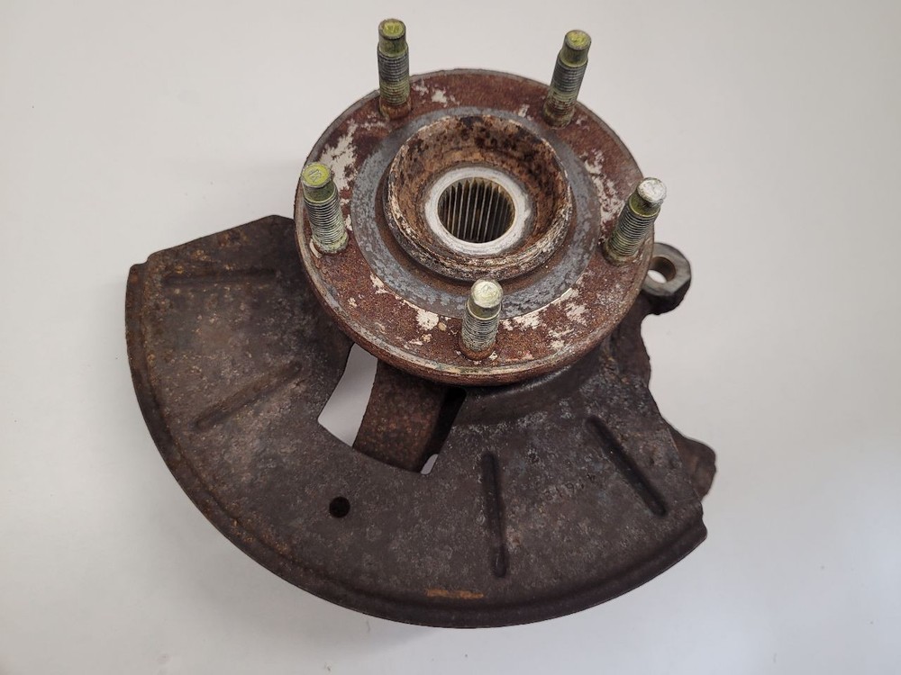 Front Left Steering Knuckle fits 2005 Ford Escape Front Left Grade A