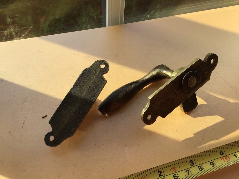 ANTIQUE BRASS WINDOW HANDLE LATCH ORIGINAL VICTORIAN
