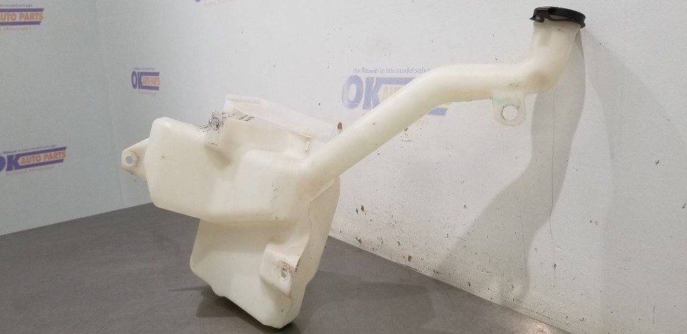 09 CHEVY CORVETTE C6 WINDSHIELD WASHER RESERVOIR