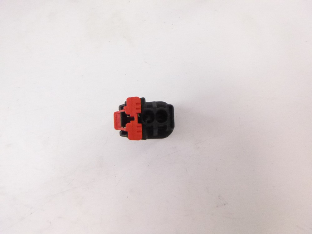 100 Pack Delphi PBT-GF20 2-Pin Terminal Connectors Red/Black