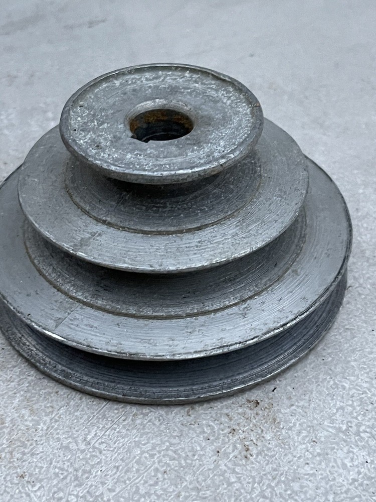 Vintage Tool Co three step pulley 5/8 dia shaft motor drill press