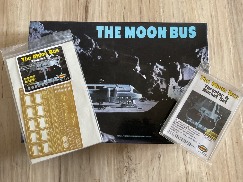2001 Moebius Moon Bus bundle - Includes Kit, Photoetch and Thruster Set