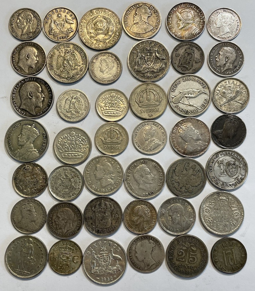 World Silver Coins - Lot 10
