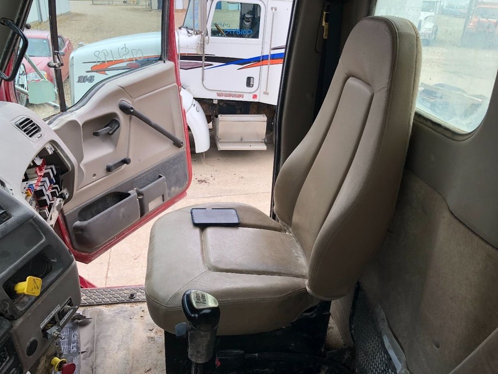 Sterling L8513 Right/Passenger Seat - Used
