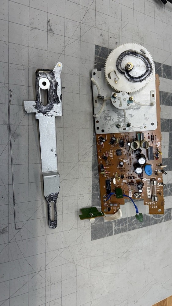 OEM MINT Hitachi HT-50S MAINBOARD + MOTOR + SPINDLE ASSEMBLY ONLY SEE PICS 🔥