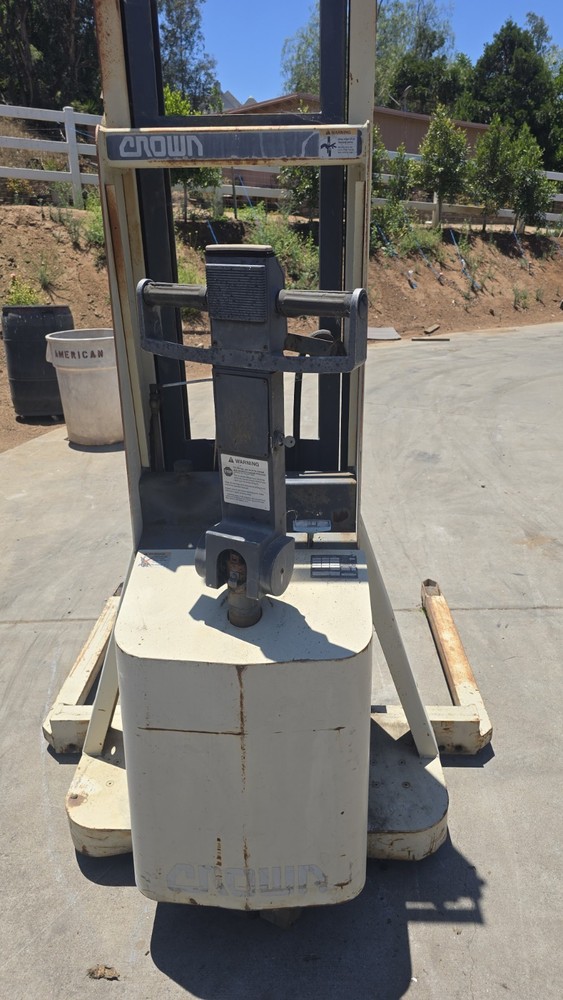Crown 20MT Electric Walk Behind Pallet  Jack