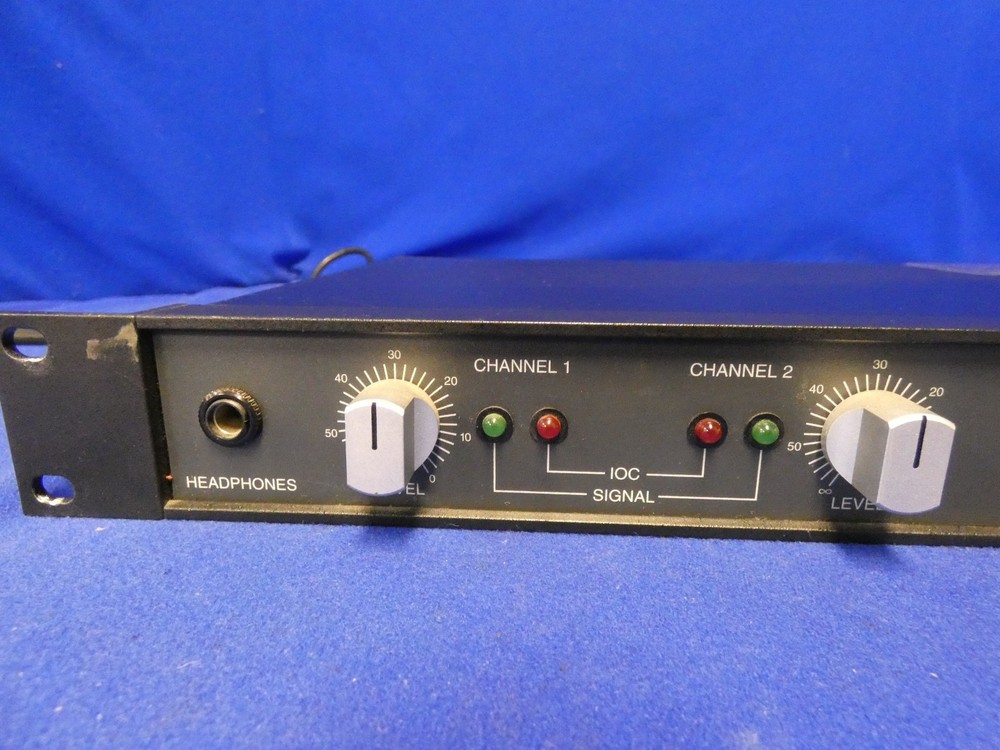 Crown D-75A Two Channel Power Amplifier (Tested-Working)