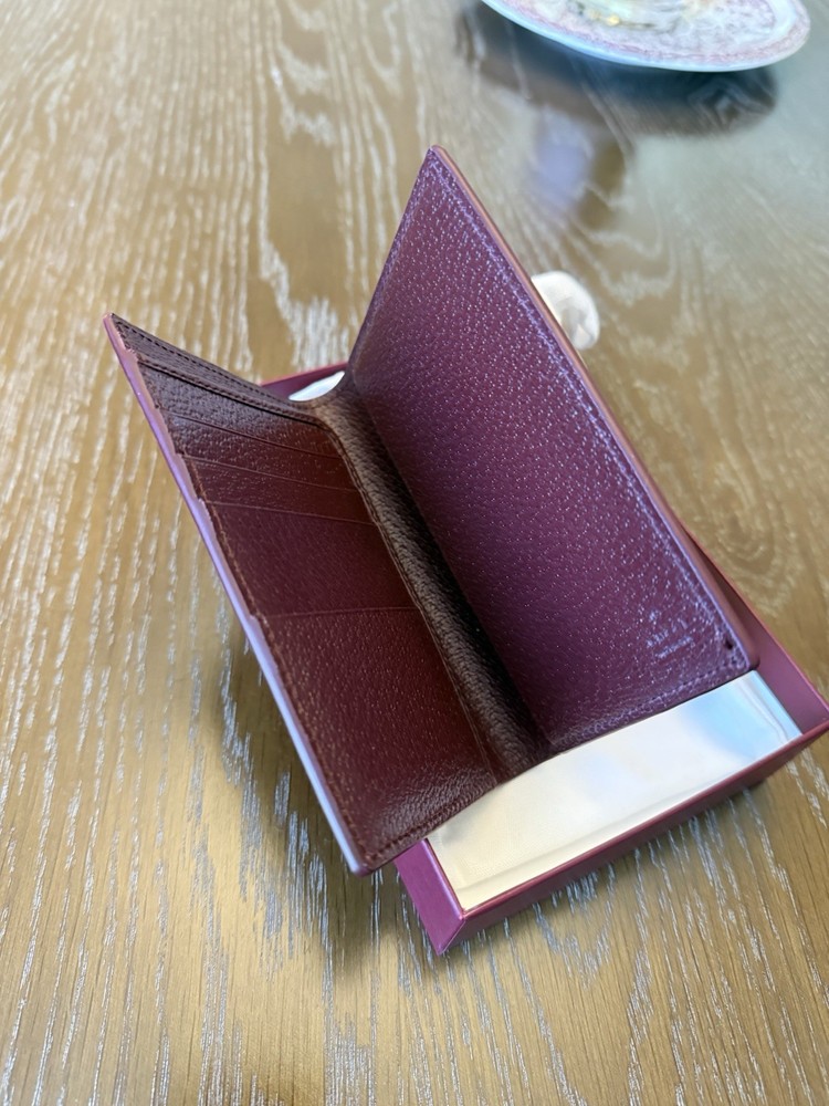 Gucci Passport Case grey with Red Maroon Interior