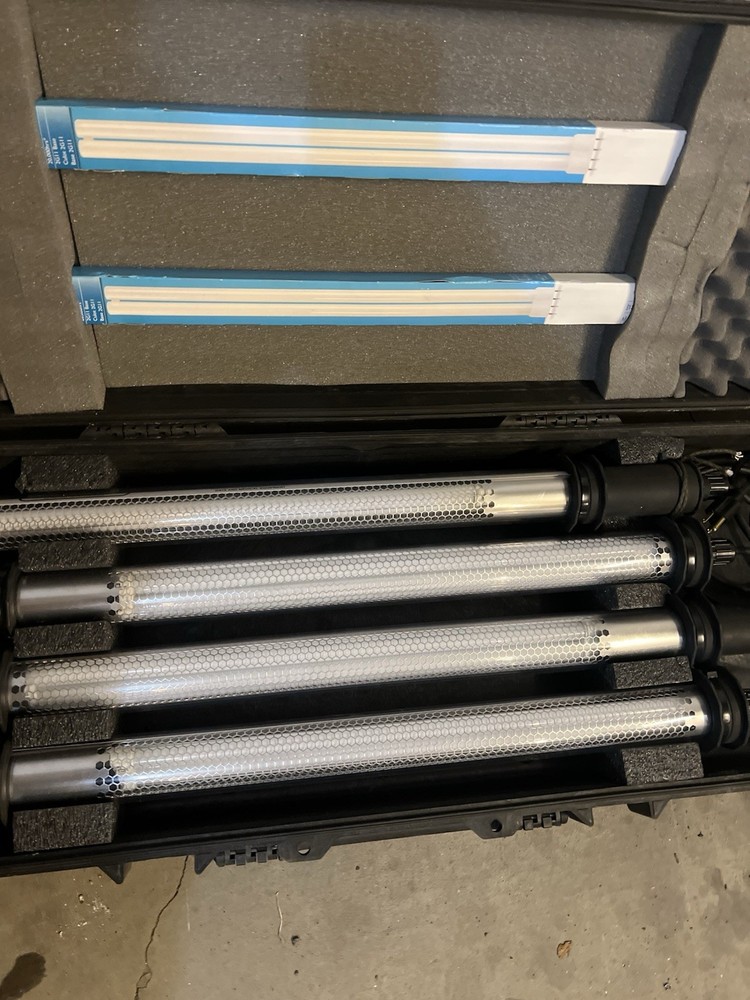Jameson Fluorescent Continuous Lighting Kit 4 Tubes White Light Studio