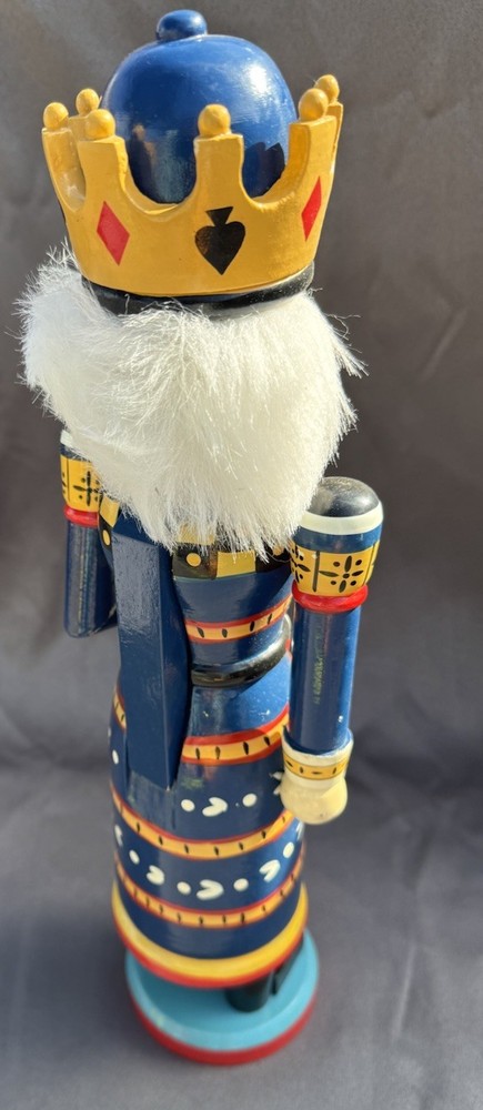 Vintage Blue Queen Nutcracker 15 Inch ￼