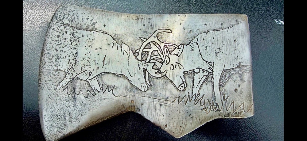 Vintage Jersey Pattern Single Bit Axe With A Deer Scenery Etched On Both Sides
