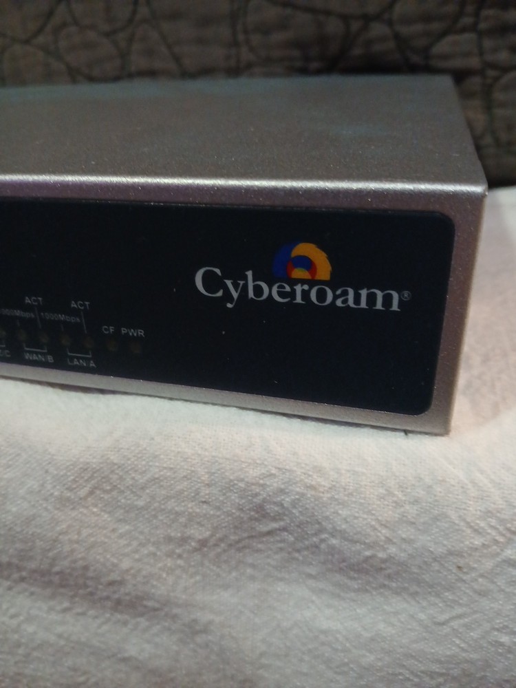 Cyberoam Future Ready CR25ing