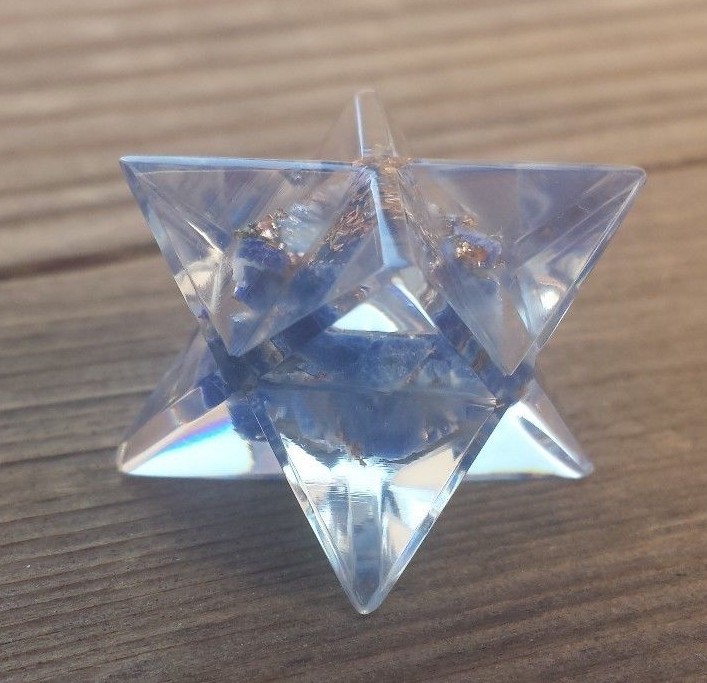 ORGONE SODALITE GEMSTONE MERKABA STAR ORGONITE