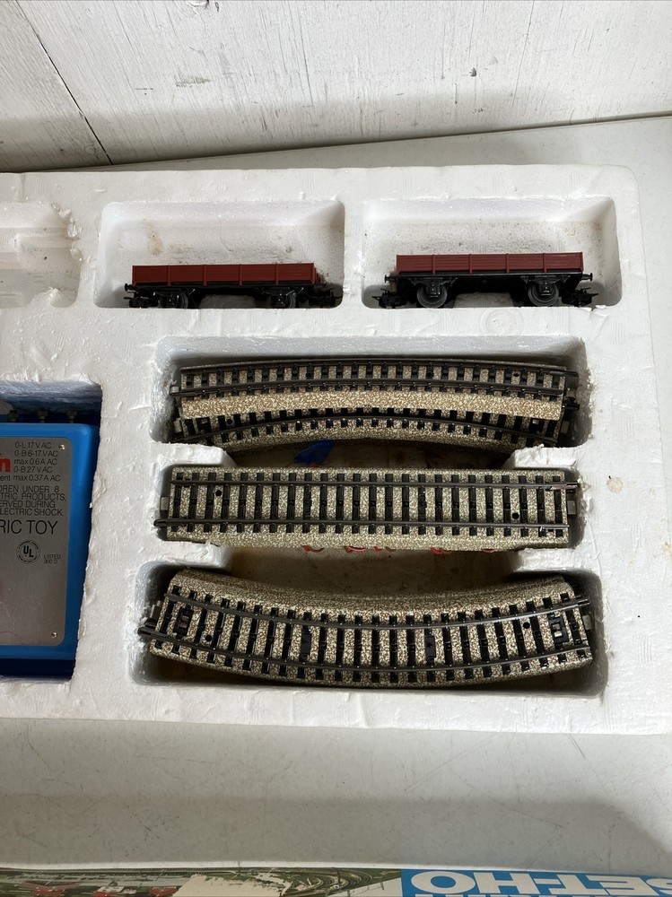 MARKLIN HO Model Train Train Set 0967 A with Original Box No Locomotive Engine