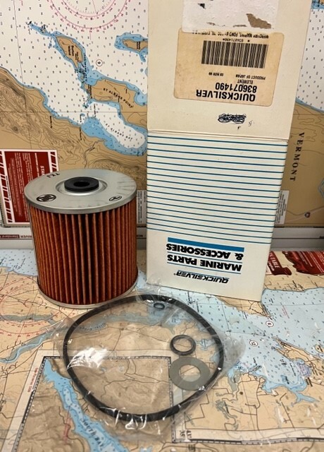 Quicksilver #836071490 Oil Filter Element Set.