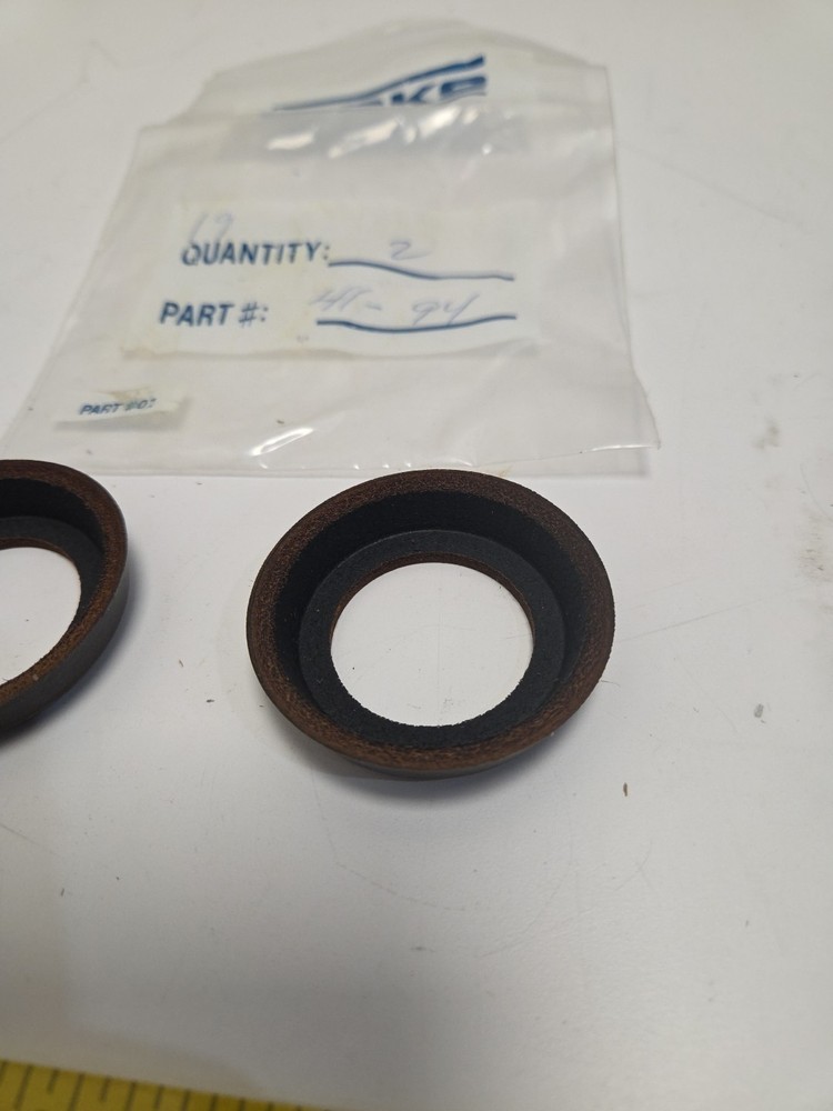 Binks 41-94 Leather M Cup Lot Of 2