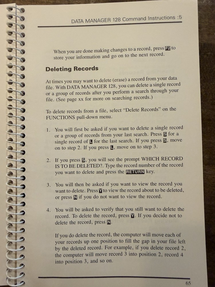 Time Works Users Manual Data Manager 128 W/Report Writer Commodore 128 Computers