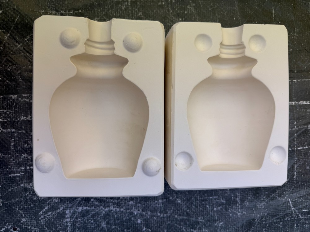 VINTAGE BOOTHE CERAMIC MOLD #576 JARDINIERE PUMP