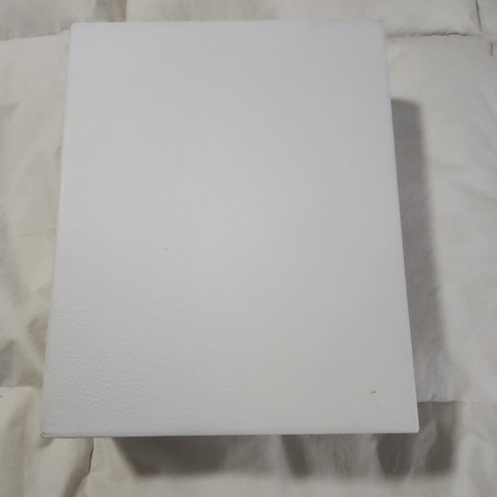 DIOR Empty White Textured Gift Box 12 x 9.5 x 4.5