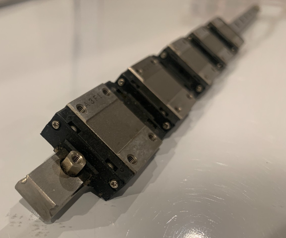 Linear Rail 400 mm (15.748 in) Guide Rails with 5 Blocks