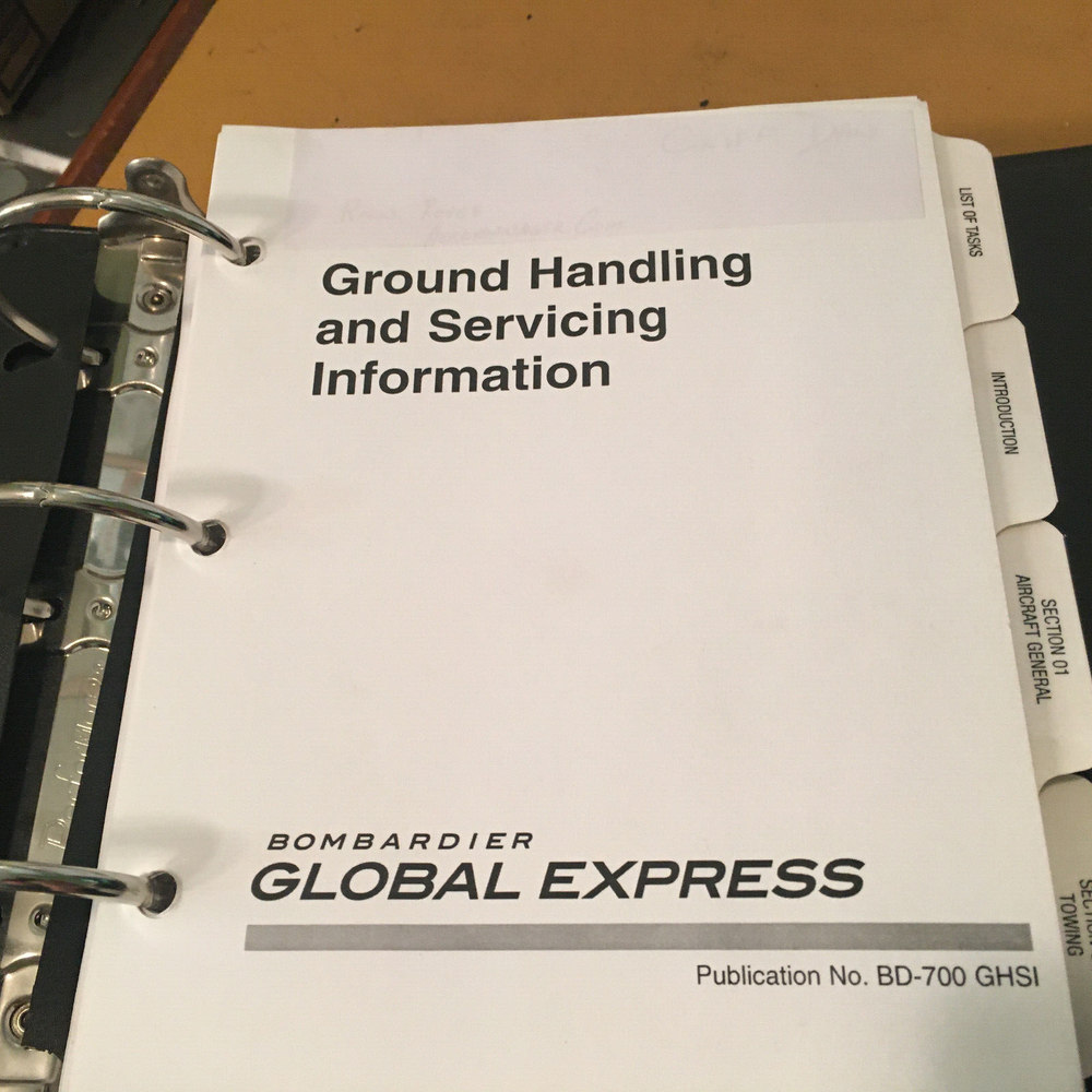 Bombardier BD-700 Global Express Ground Handling & Servicing Information Manual