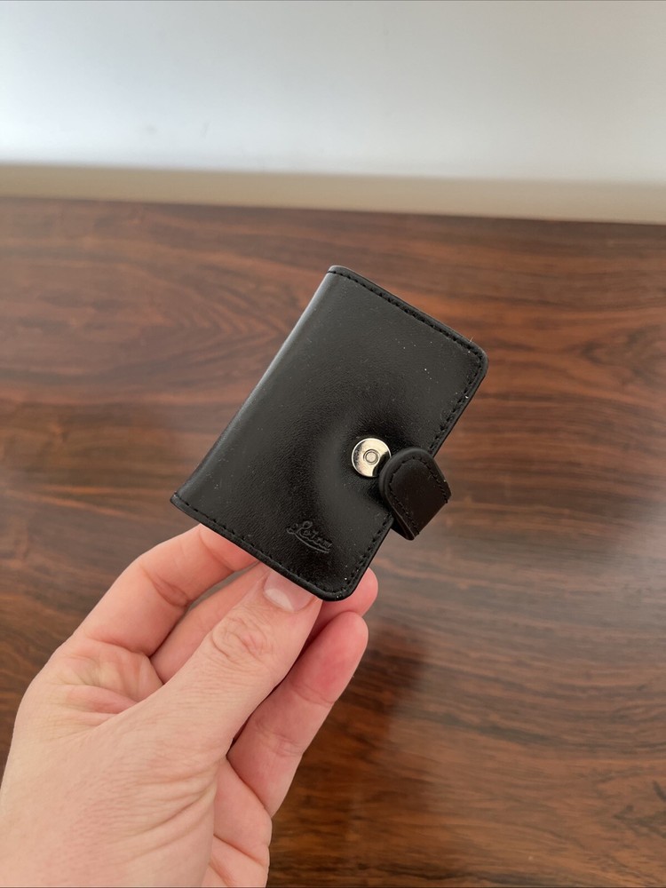 Leica SD Card Holder Folio Leatherette Black