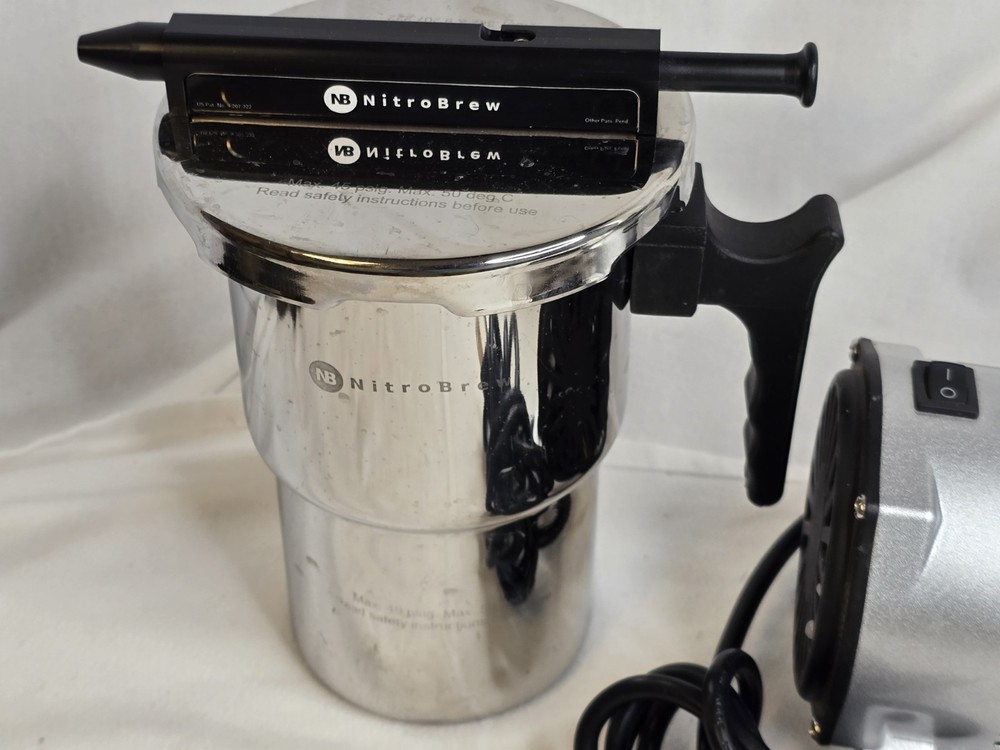 NitroBrew Home Nitro Cold Brew System w/ Compressor & Stainless Kettle AS18 Kit
