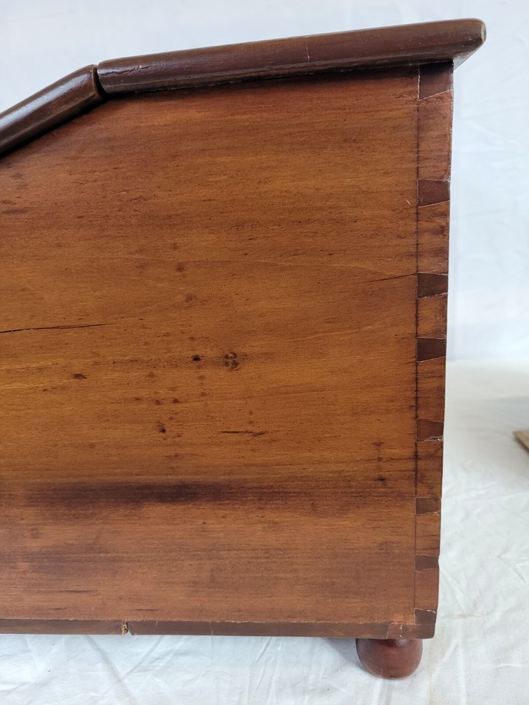 PENNA. COUNTRY TABLE TOP DESK Ca. 1830
