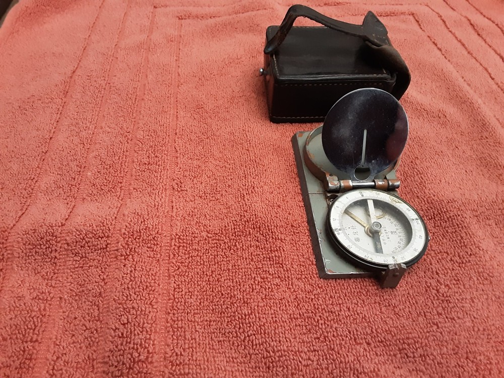 WWII RARE JAPANESE MILITARY COMPASS