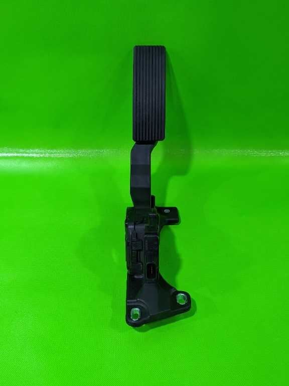 11-20 DURANGO GAS ACCELERATOR PEDAL OEM 4048-11