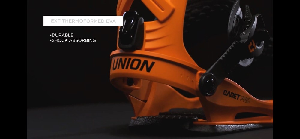 Union Cadet Pro Snowboard Bindings (Small)- /NEW in box