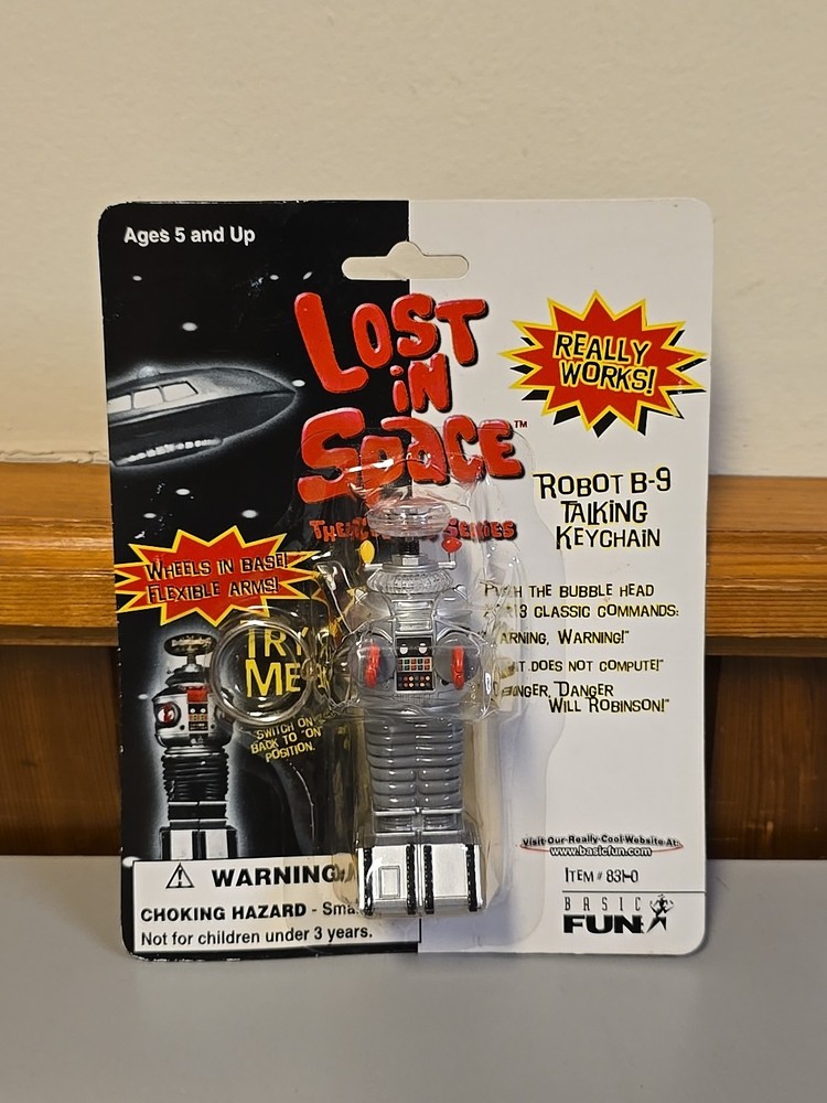 LOST IN SPACE ROBOT B-9 Talking Keychain New Sealed Basic Fun 1997