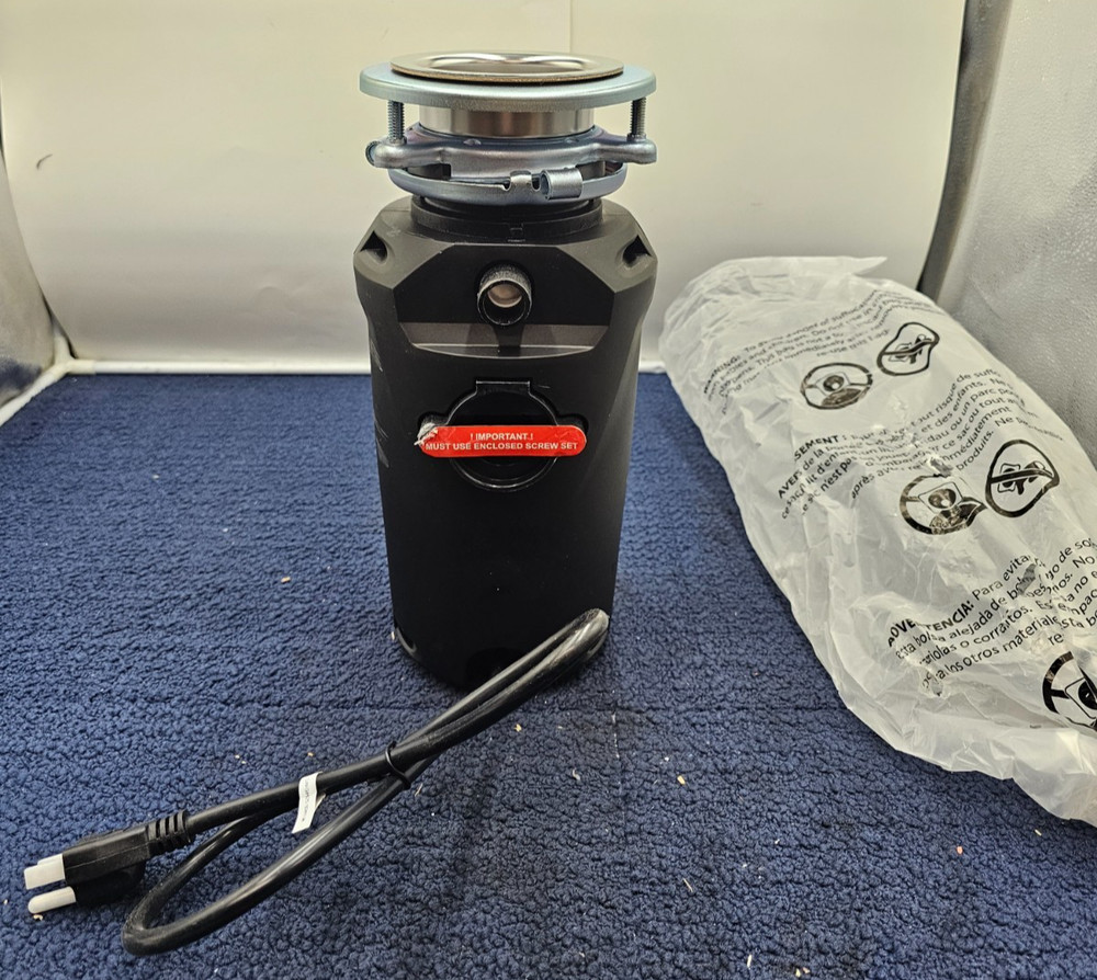 Maintenance Warehouse 113744 1/3 HP Food Waste Disposer w/ Installed Power Cord