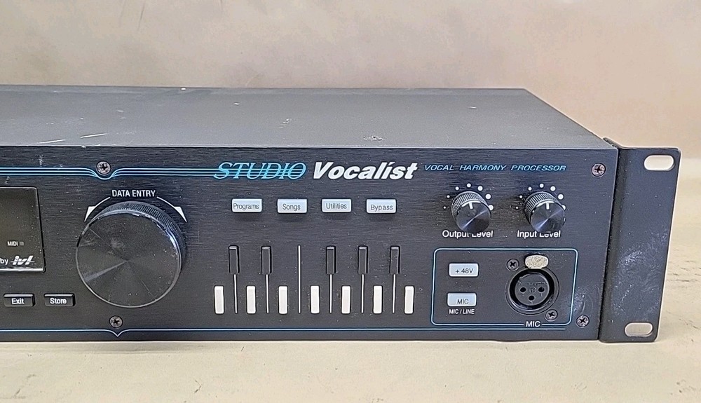 DigiTech Studio Vocalist Vocal Harmonizer Rack Mount Effect Processor POWERS ON