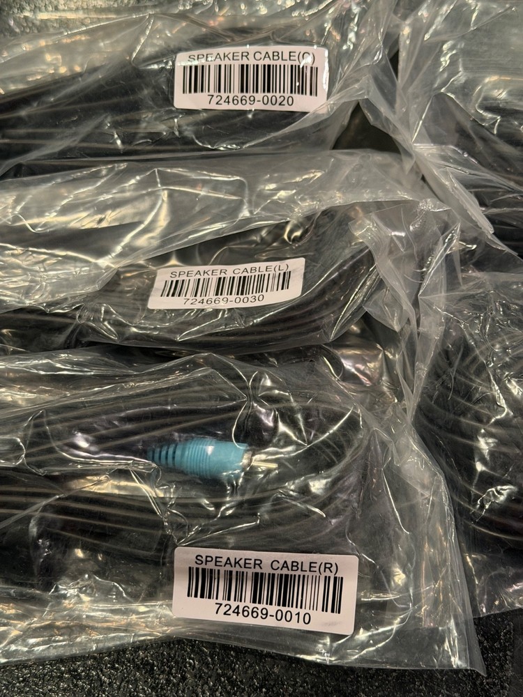NEW Bose RCA Speaker Wires 5 CHANNELS : READ