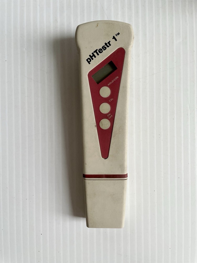 Oakton pHTestr 1, Temperature Control PH Water Analysis Tester Kit- Untested