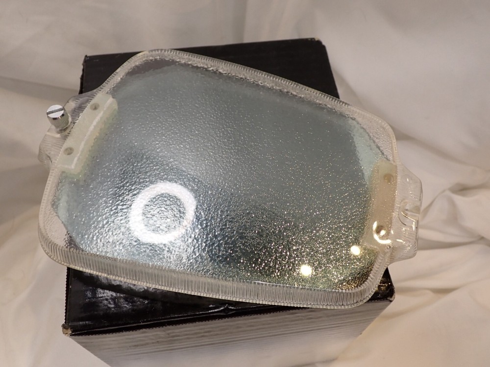 Skytron plastic Diffuser lens replacement w 2 glass filters Surgery Light