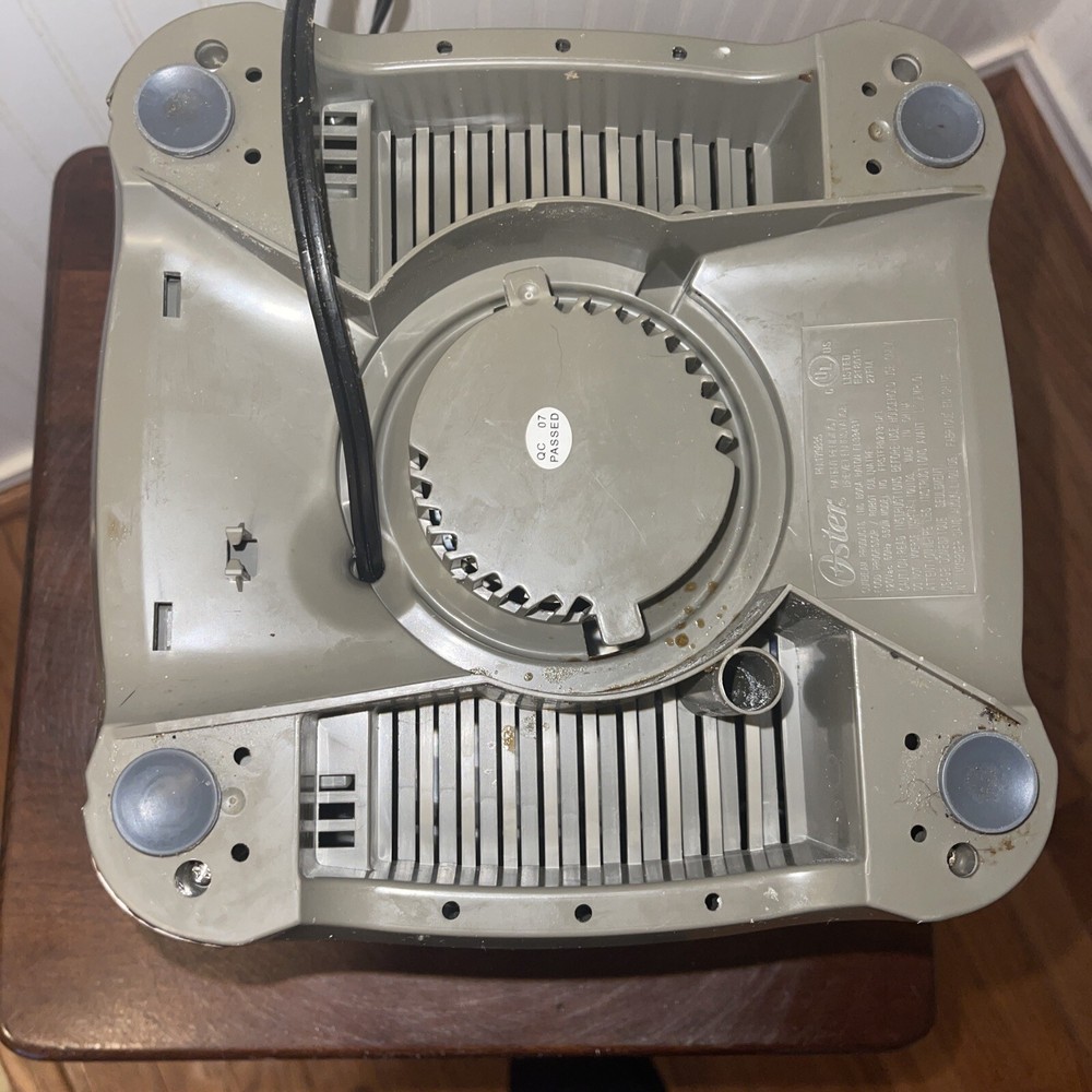 Oster Food Processor 14 Cup Processor Base Only Plus One Blade