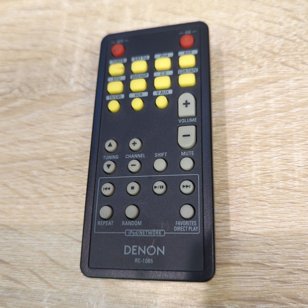 Denon AVR-2600 AV Surround Receiver + Remote & Operating Instructions Bundle