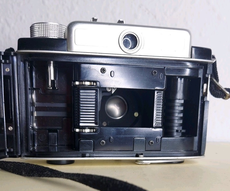 Kodak Signet 50. Untested.